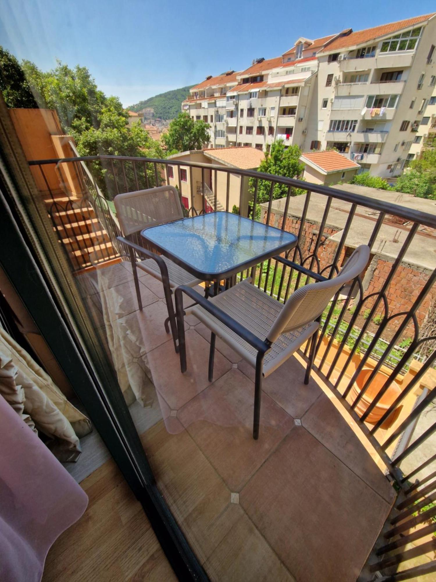 Guest House Damjana บุดวา ภายนอก รูปภาพ