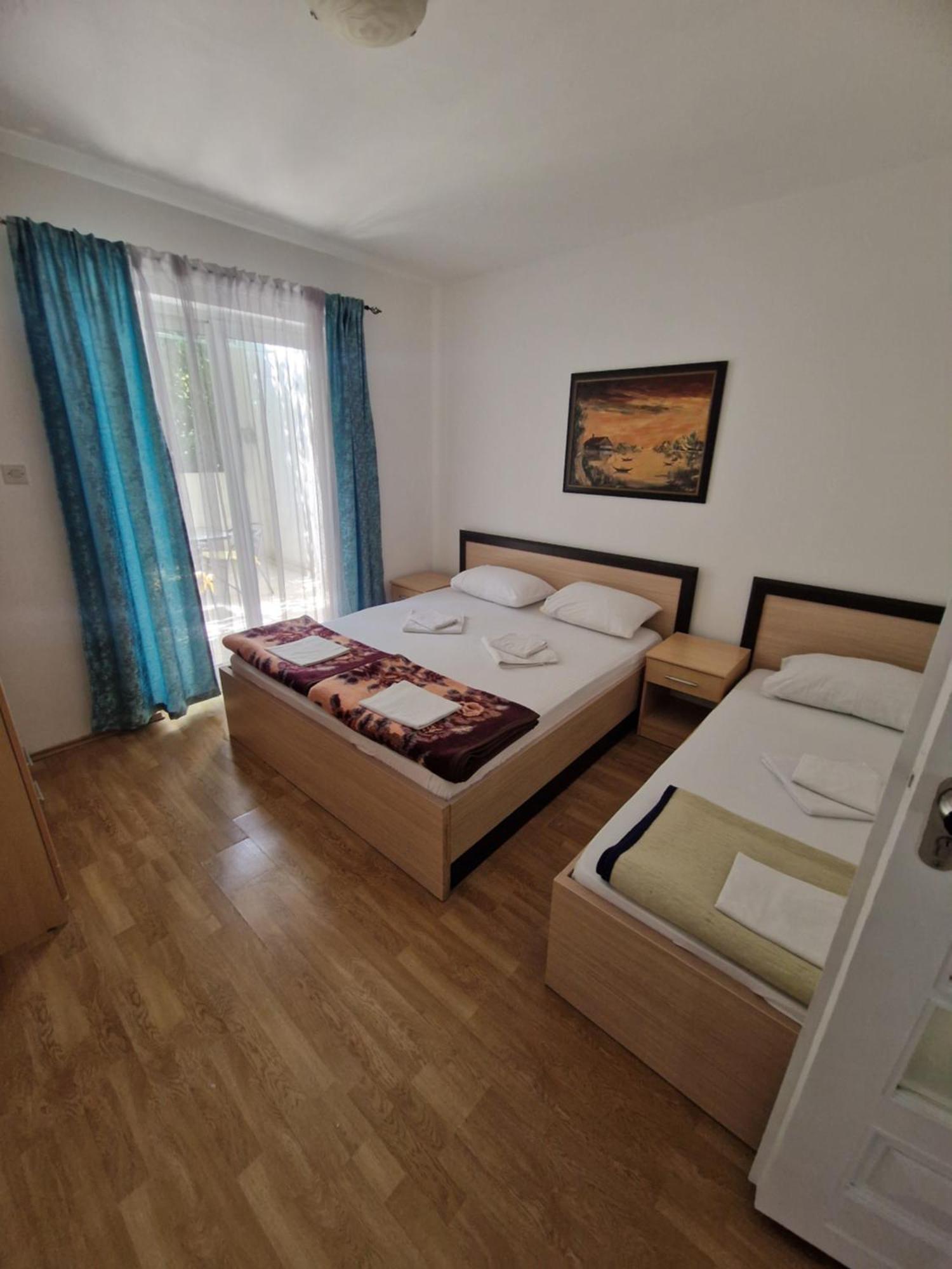 Guest House Damjana บุดวา ห้อง รูปภาพ