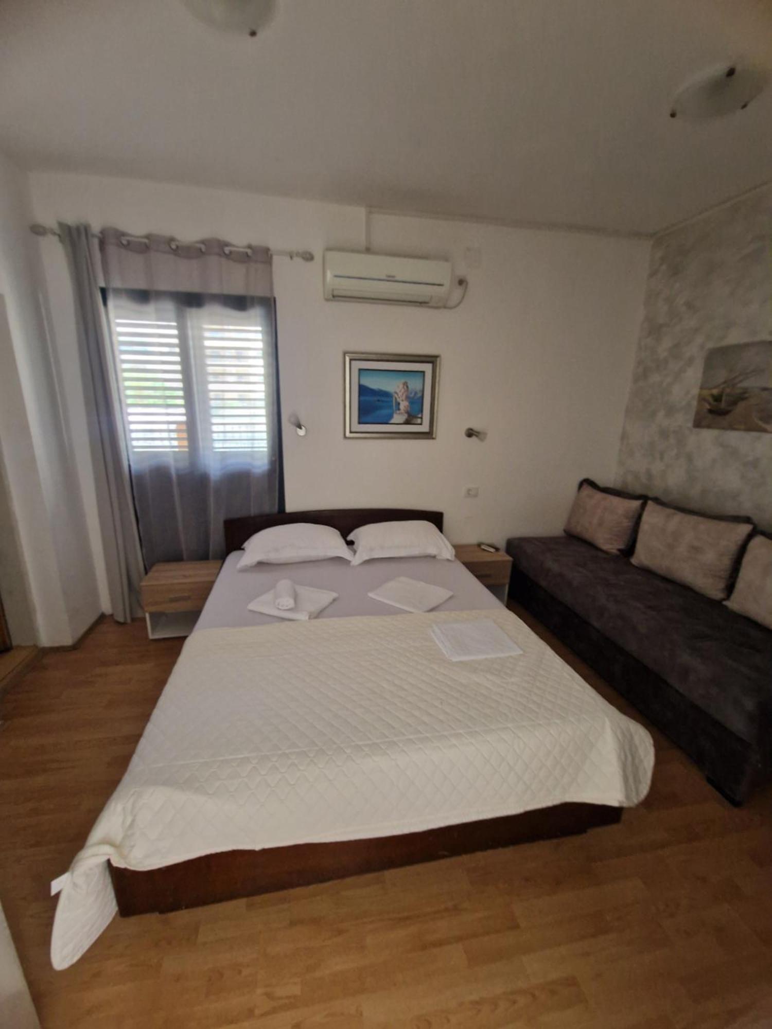 Guest House Damjana บุดวา ภายนอก รูปภาพ
