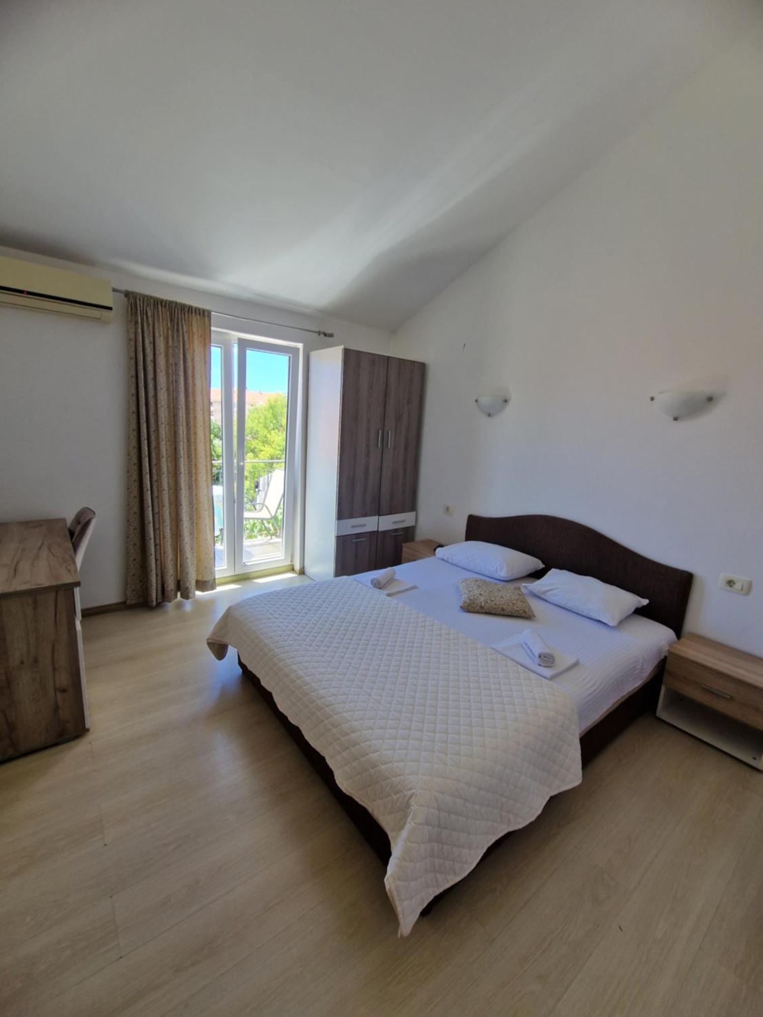 Guest House Damjana บุดวา ภายนอก รูปภาพ