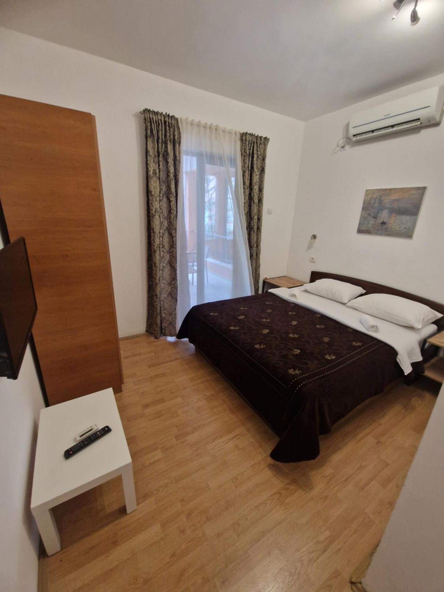 Guest House Damjana บุดวา ห้อง รูปภาพ